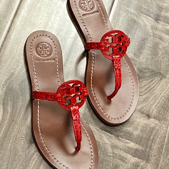 Tory Burch Mini Miller Gabriel Leather Sandals - Picture 4 of 5